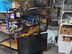 10 x 10 storage unit in Kearny, NJ