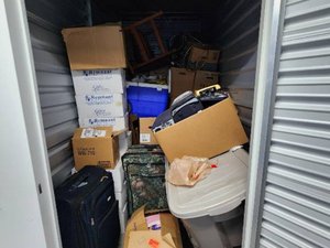 5 x 10 storage unit in Germantown, MD