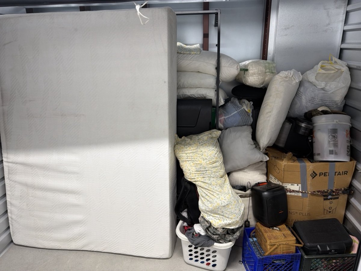 10 x 5 storage unit in North Las Vegas, NV