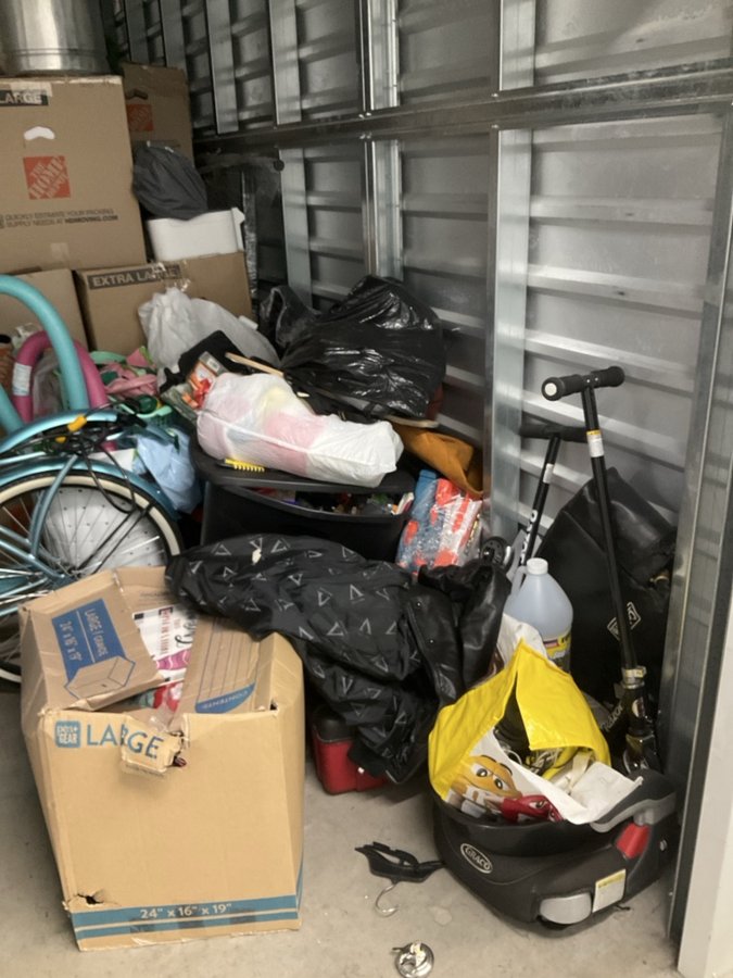 10 x 15 storage unit in Las Vegas, NV