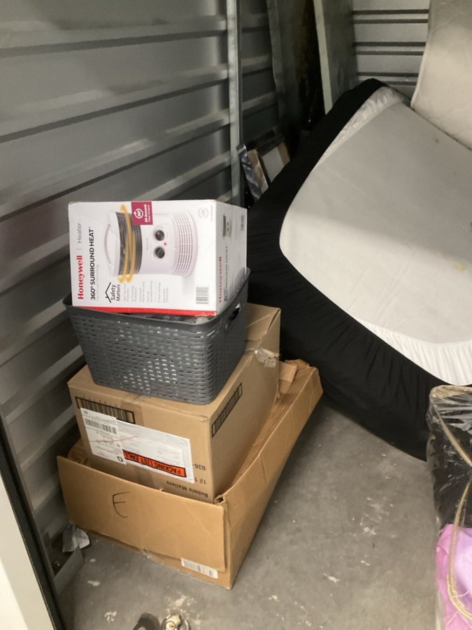 5 x 10 storage unit in Las Vegas, NV