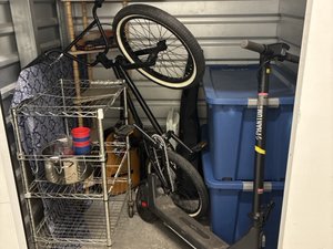5 x 5 storage unit in Las Vegas, NV