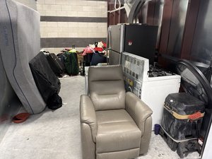 10 x 18 storage unit in North Las Vegas, NV