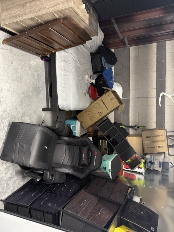 10 x 10 storage unit in North Las Vegas, NV