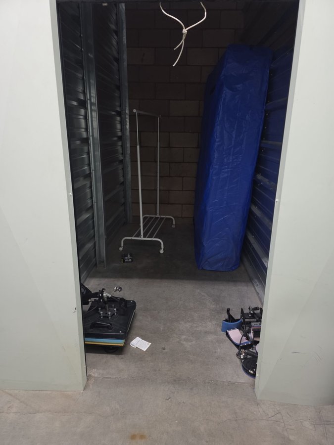 5 x 10 storage unit in Las Vegas, NV