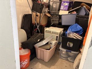 10 x 10 storage unit in Waukesha, WI