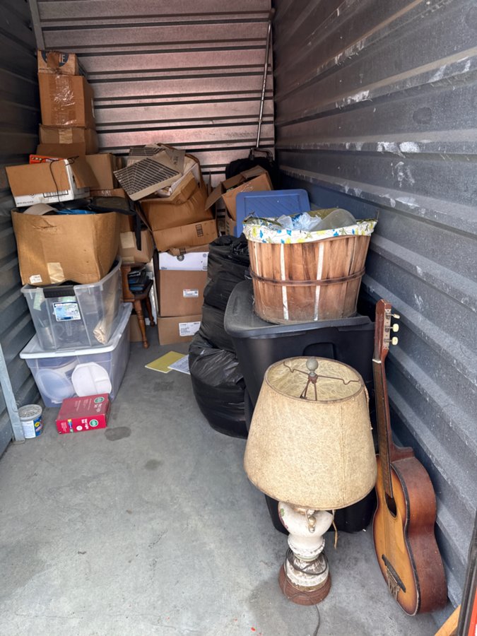 5 x 10 storage unit in Chesapeake, VA