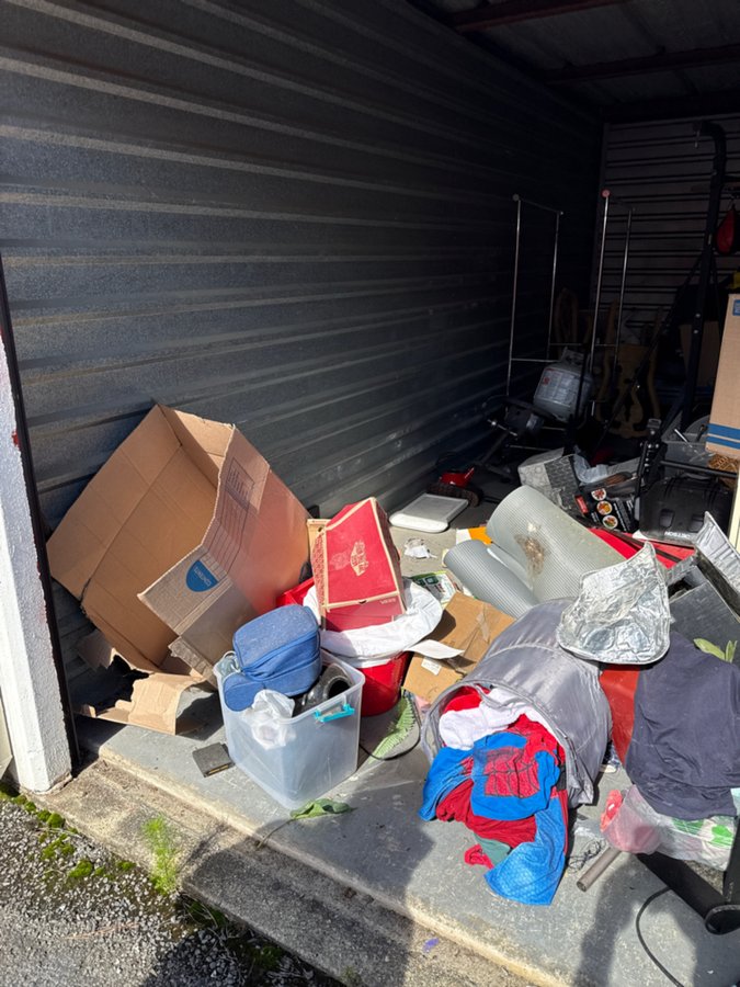 10 x 20 storage unit in Chesapeake, VA