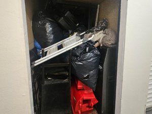 5 x 10 storage unit in Inglewood, CA