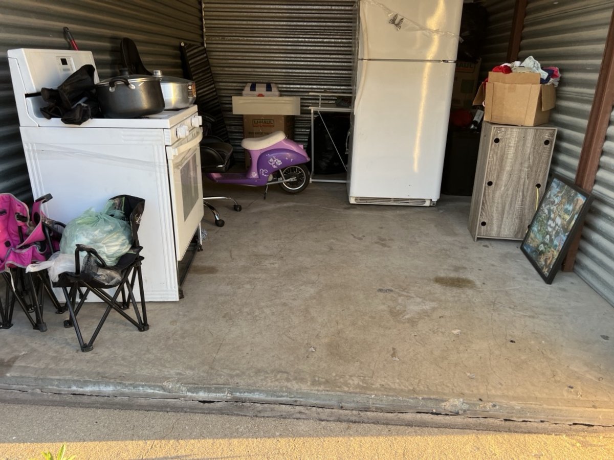 10 x 15 storage unit in Milwaukee, WI