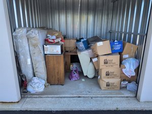 10 x 10 storage unit in Howell, MI