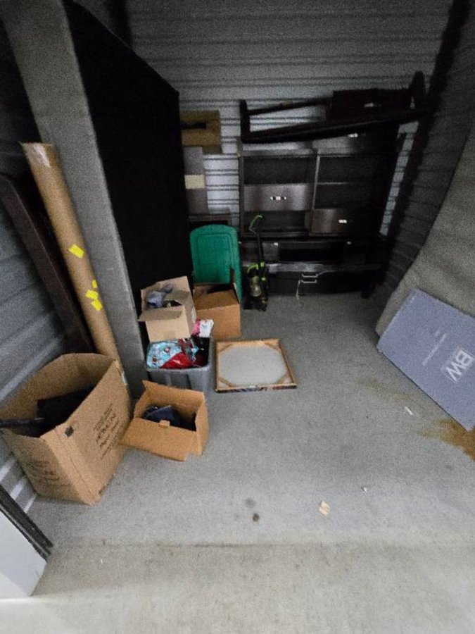 10 x 10 storage unit in Duncanville, TX
