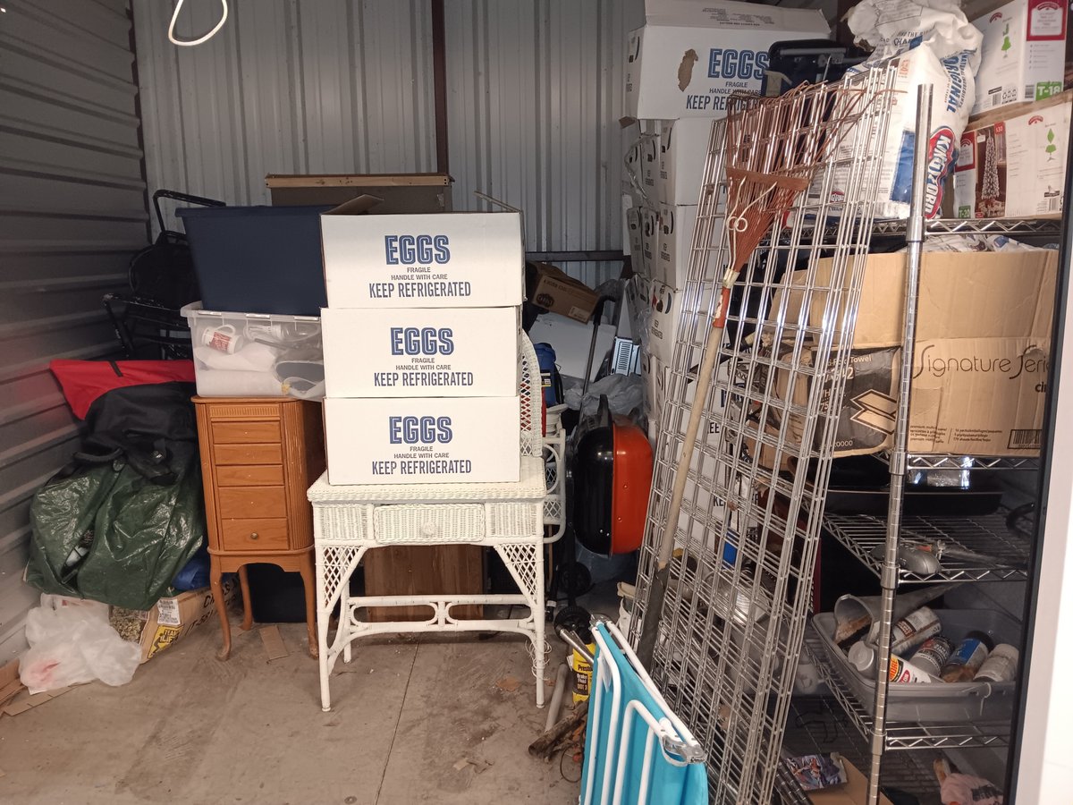 10 x 10 storage unit in Knoxville, TN