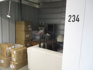 10 x 10 storage unit in Urbandale, IA