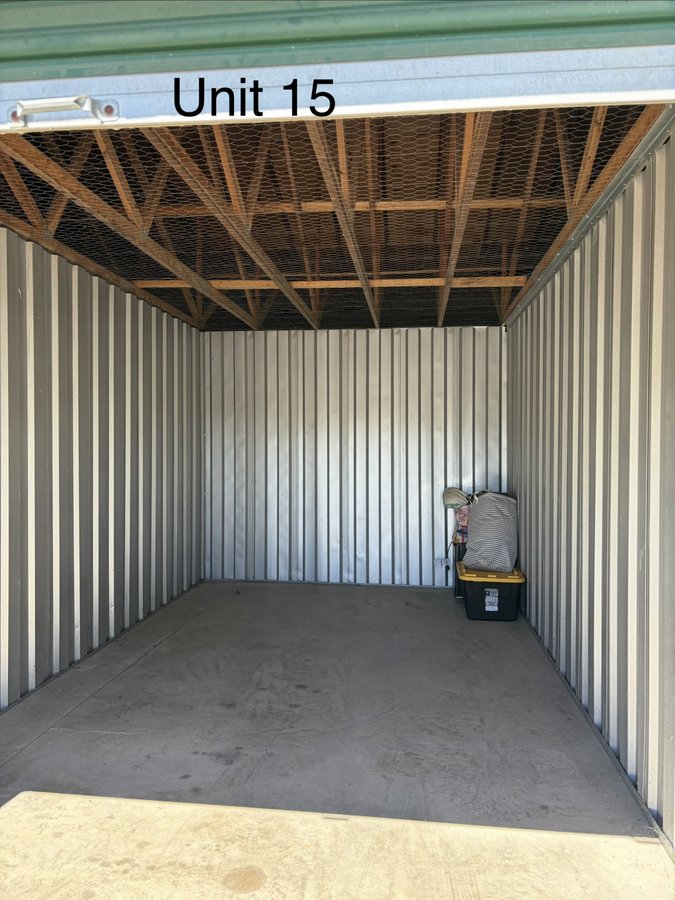 10 x 20 storage unit in Adena, OH