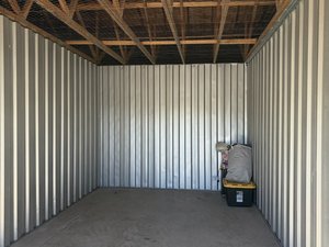 10 x 20 storage unit in Adena, OH