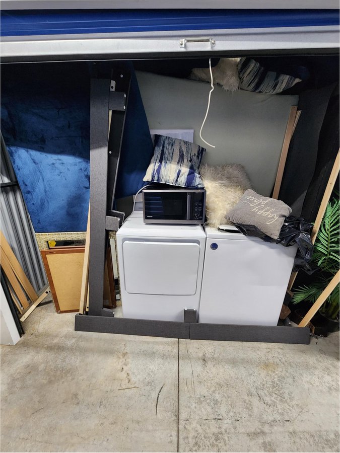 10 x 5 storage unit in Smyrna, GA