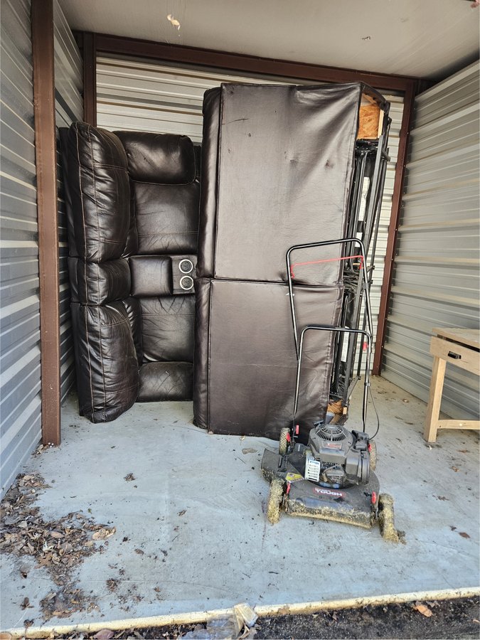10 x 10 storage unit in Catoosa, OK
