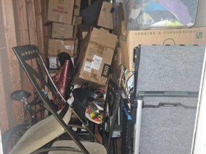 5 x 10 storage unit in Inglewood, CA