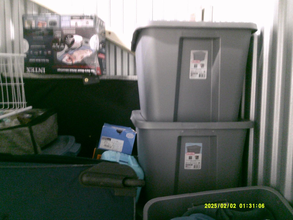 5 x 5 storage unit in Kansas City, KS