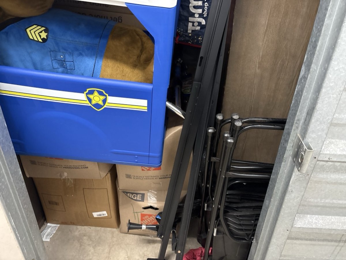 5 x 5 storage unit in Merrionette Park, IL