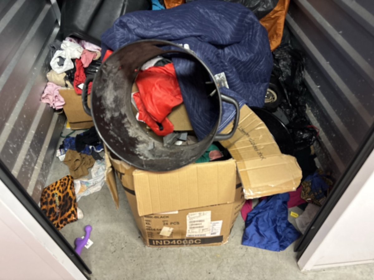 5 x 10 storage unit in St Louis, MO