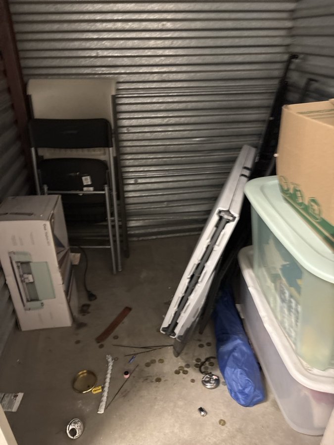 5 x 5 storage unit in Alsip, IL