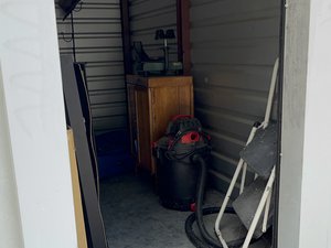 5 x 10 storage unit in Knoxville, TN
