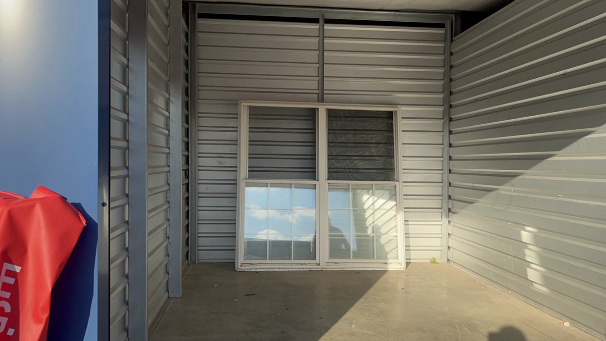 10 x 15 storage unit in Jefferson City, TN