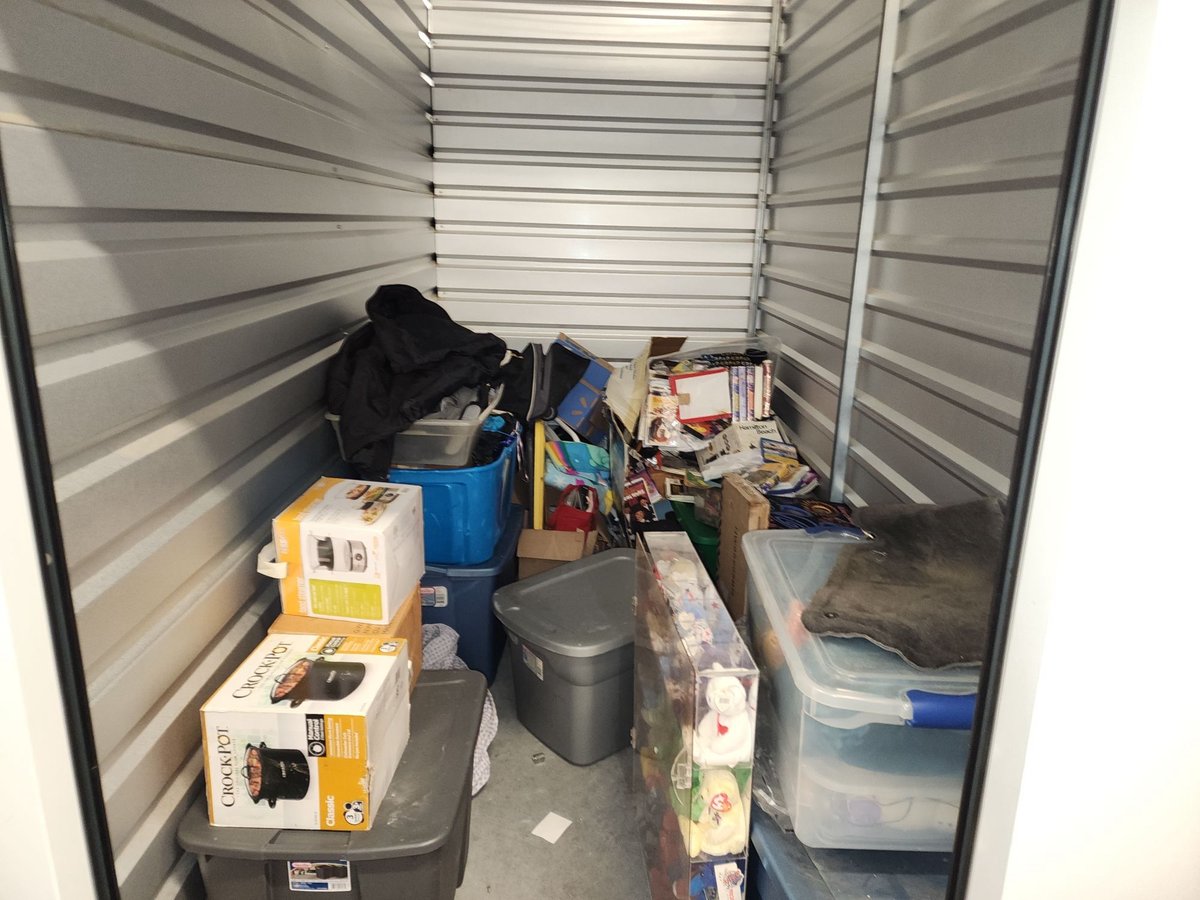 5 x 10 storage unit in Lombard, IL