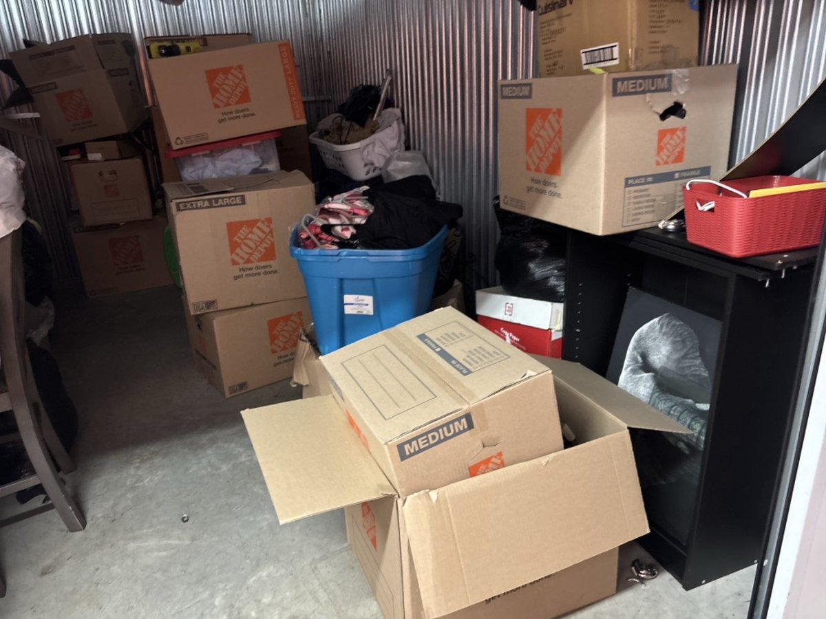 10 x 15 storage unit in St Louis, MO
