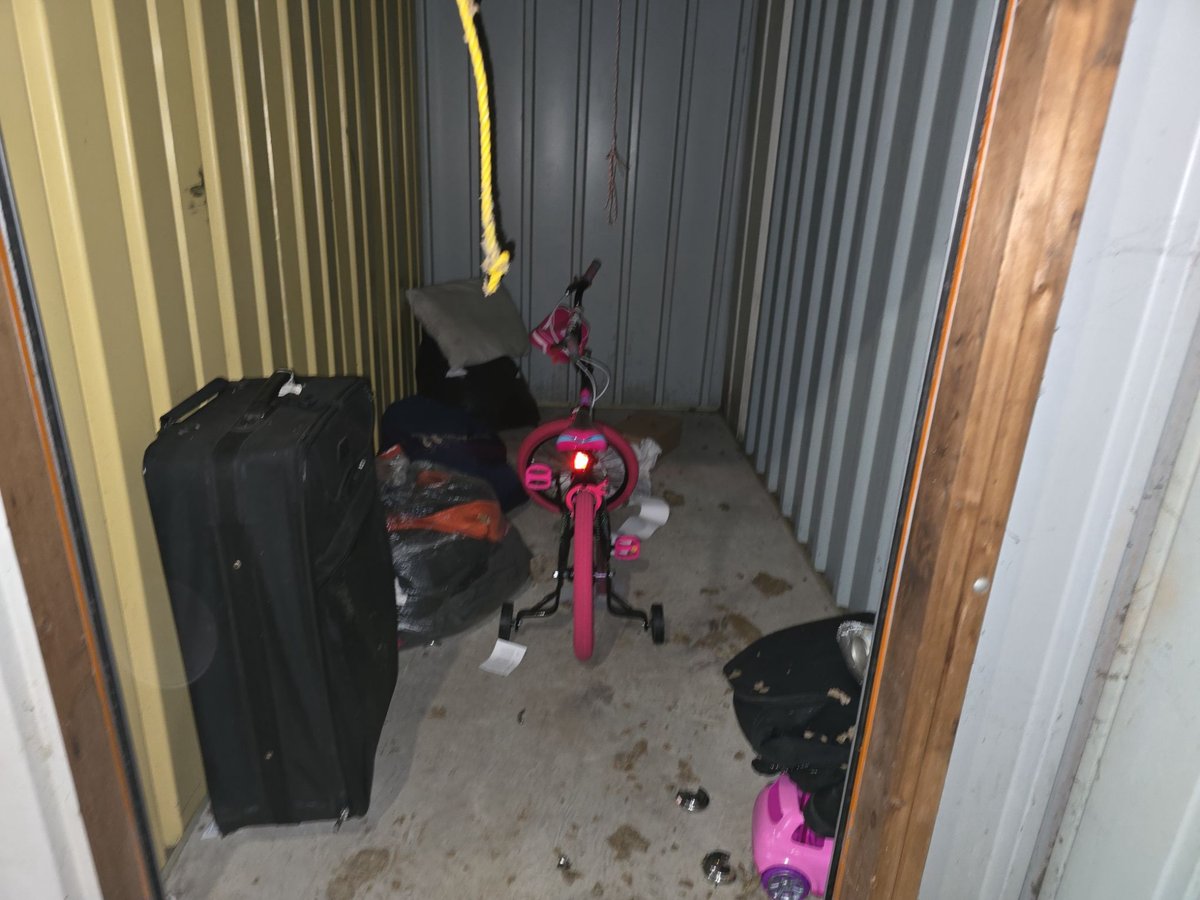 5 x 10 storage unit in Cincinnati, OH