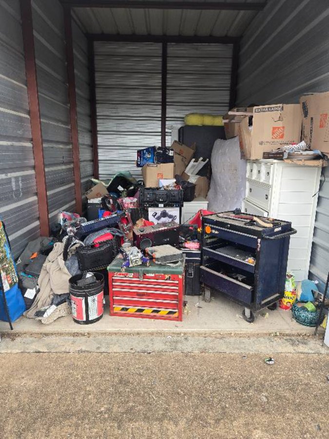 10 x 15 storage unit in Tulsa, OK