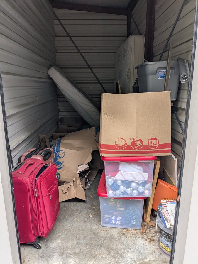 5 x 12 storage unit in Virginia Beach, VA