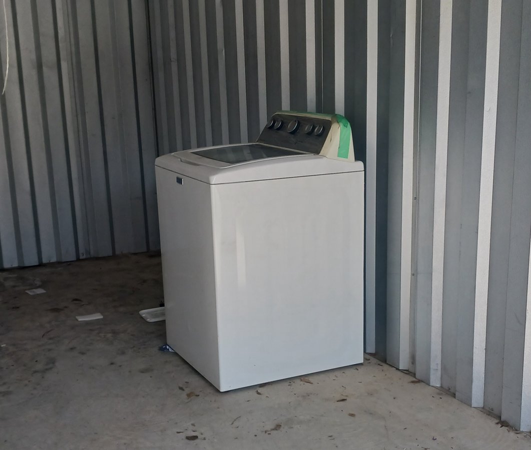 10 x 20 storage unit in Grayson, GA