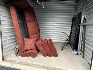 10 x 10 storage unit in Aurora, CO