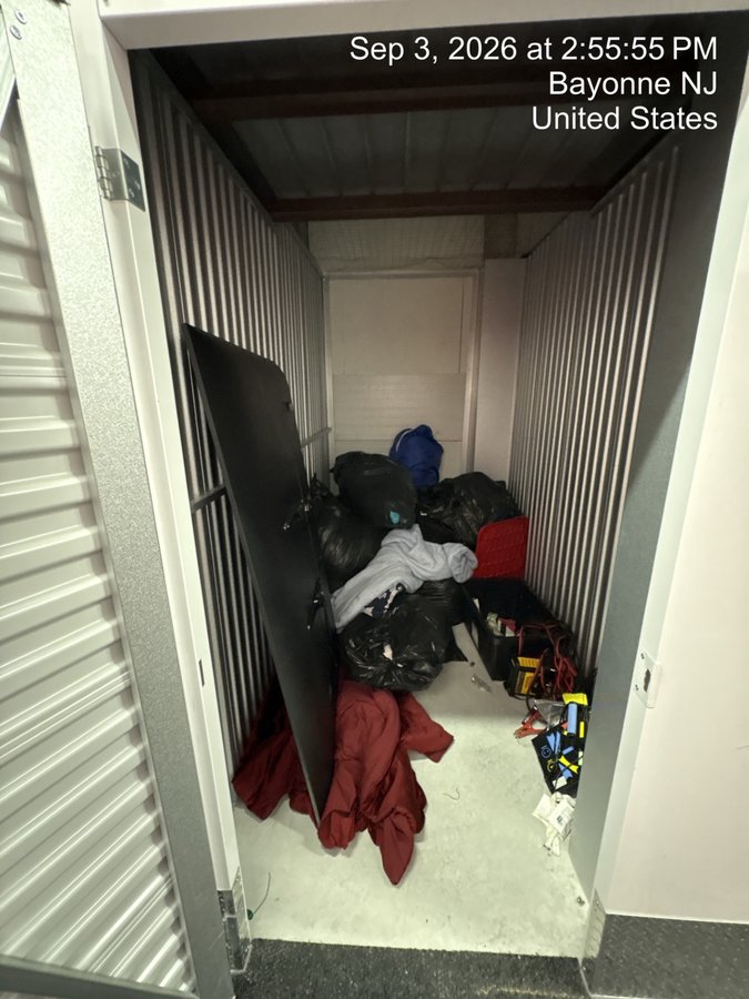 5 x 10 storage unit in Bayonne, NJ