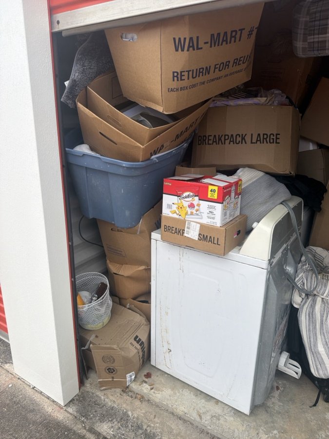 10 x 10 storage unit in Denham Springs, LA