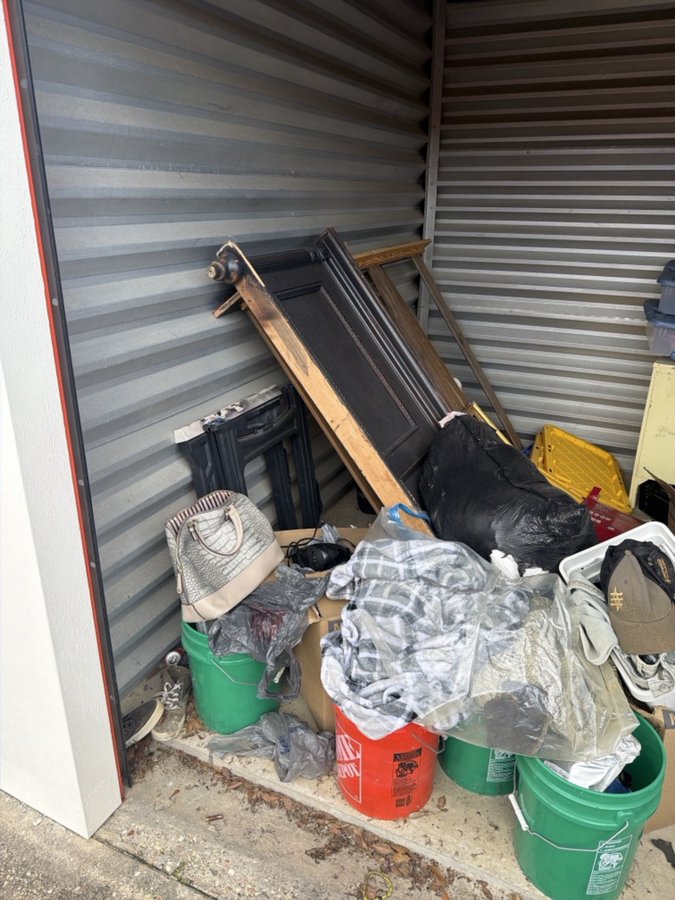 10 x 10 storage unit in Denham Springs, LA