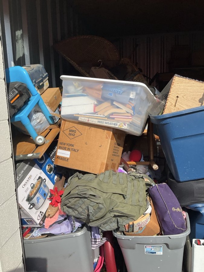 10 x 15 storage unit in Fort Wayne, IN