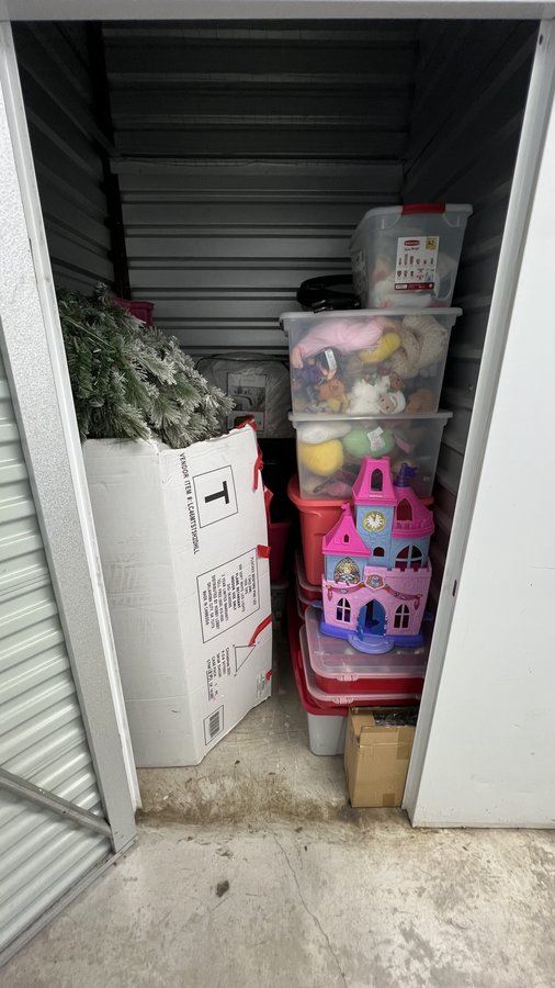 5 x 10 storage unit in Allen, TX