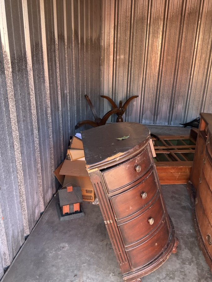 10 x 15 storage unit in Fort Wayne, IN