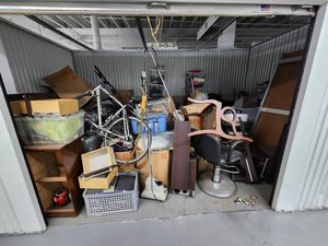 10 x 17 storage unit in Chicago, IL