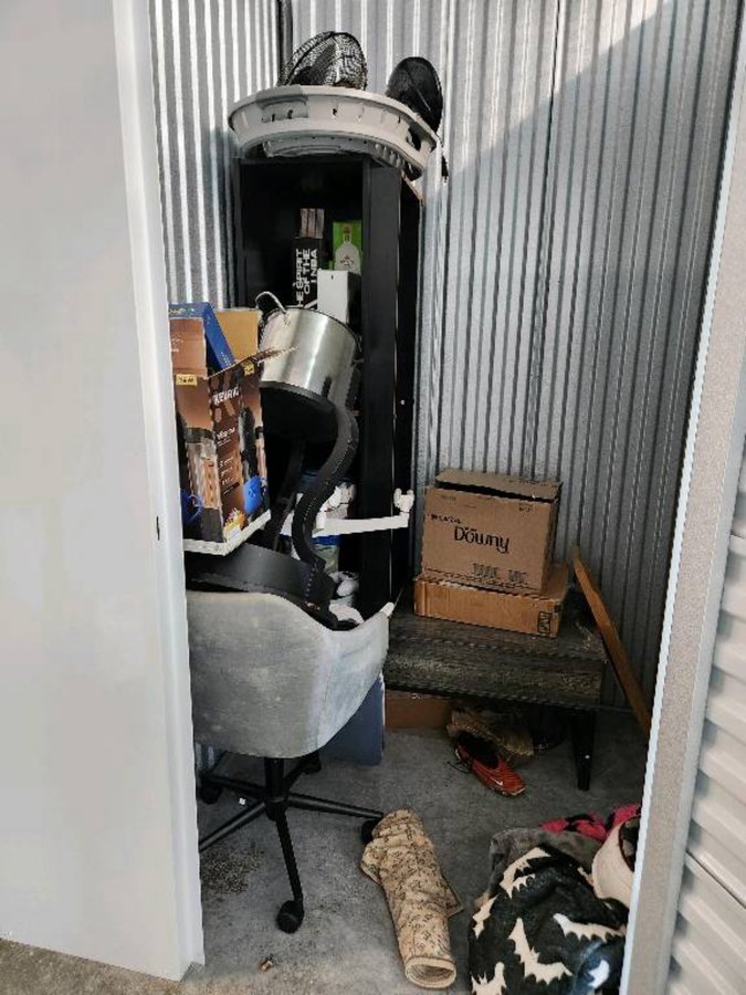 5 x 5 storage unit in Bradenton, FL