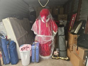 10 x 15 storage unit in Chantilly, VA