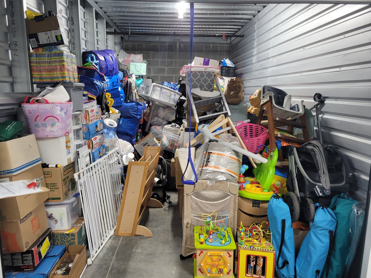 10 x 20 storage unit in Lacey, WA