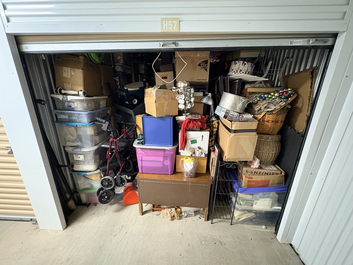 10 x 15 storage unit in Marietta, GA