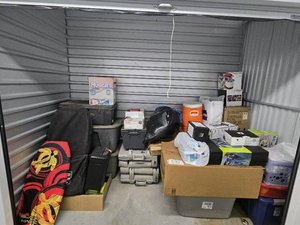 5 x 10 storage unit in Keaau, HI