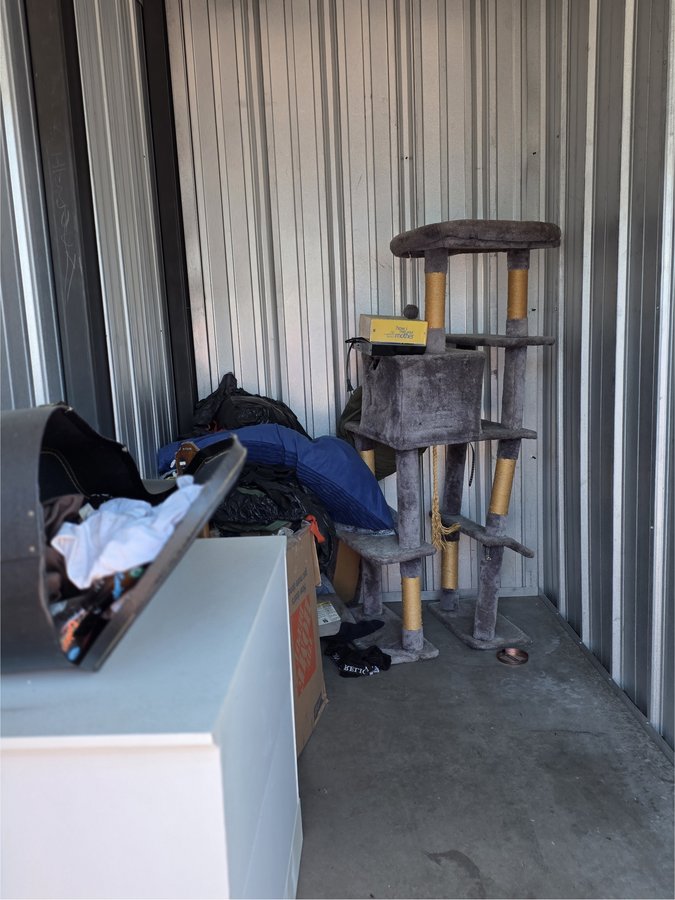 5 x 10 storage unit in Tucson, AZ
