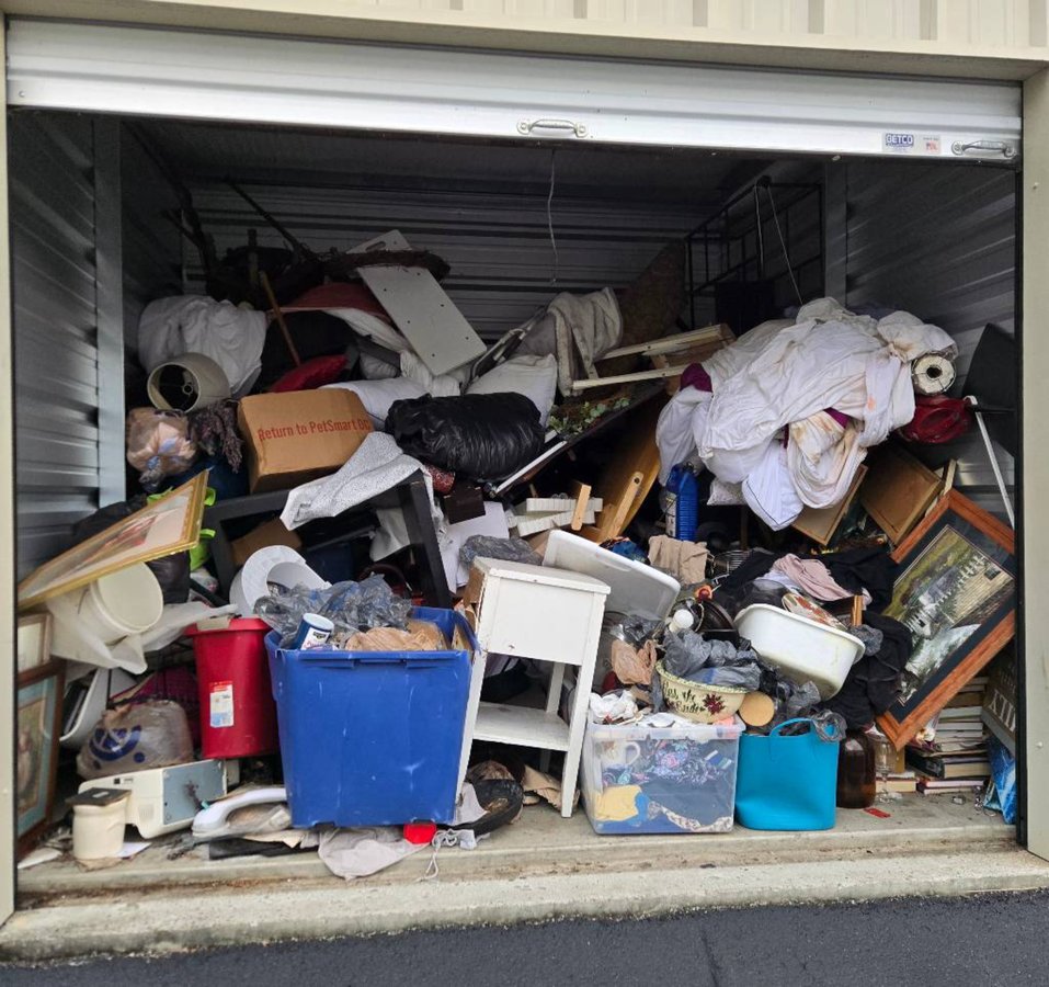 10 x 10 storage unit in Owensboro, KY